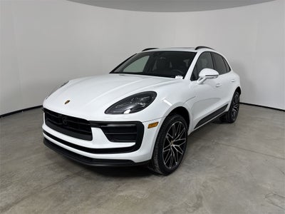 2026 Porsche Macan Macan