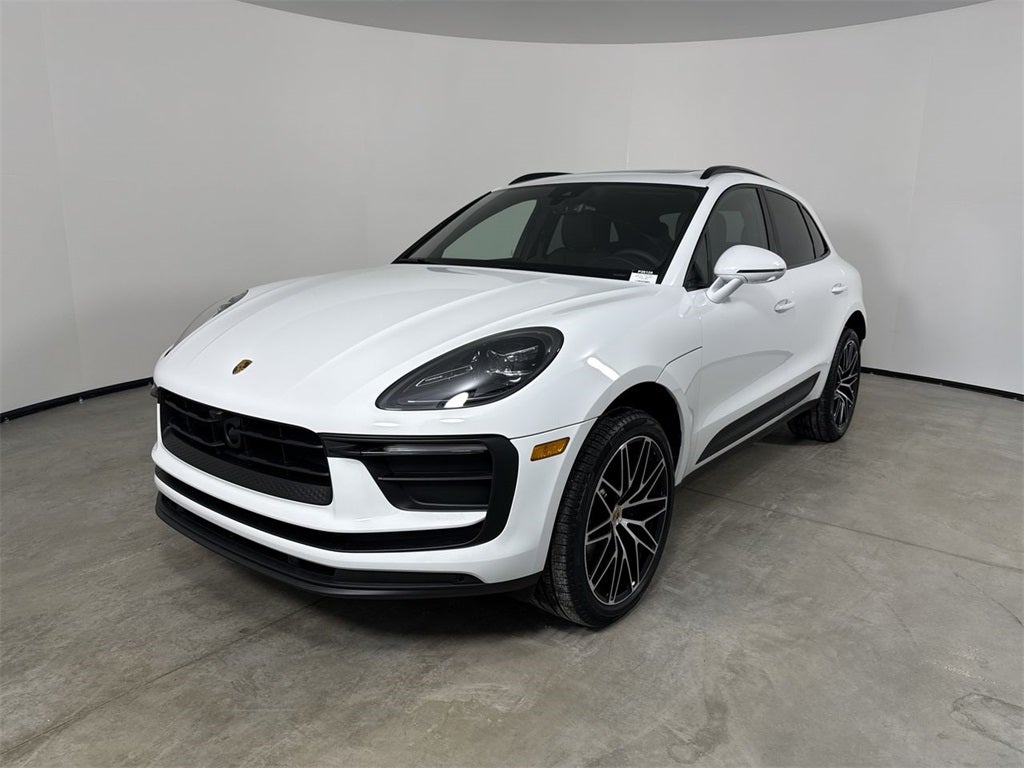2026 Porsche Macan Macan