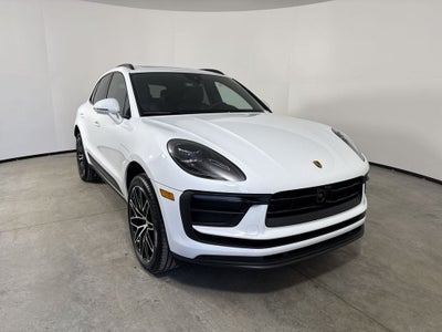 2026 Porsche Macan Macan
