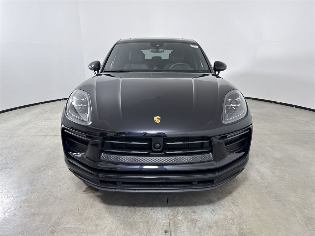 2026 Porsche Macan AWD