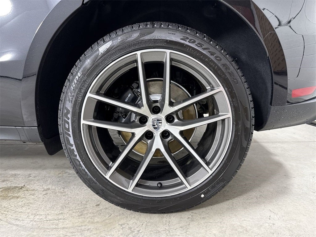 2026 Porsche Macan AWD