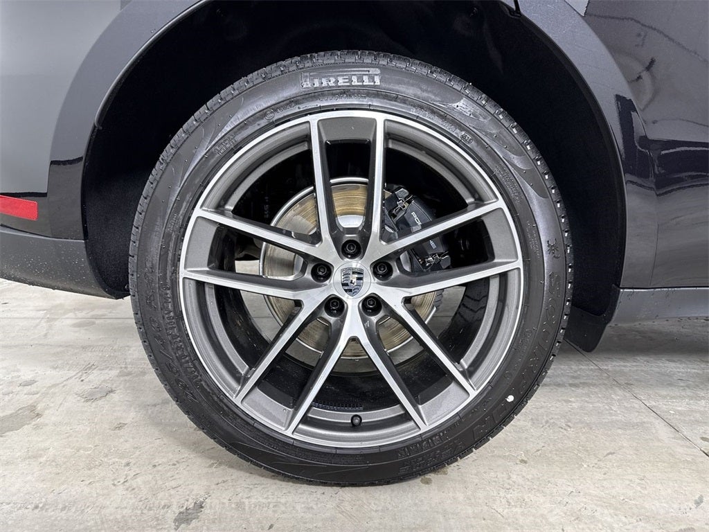 2026 Porsche Macan AWD