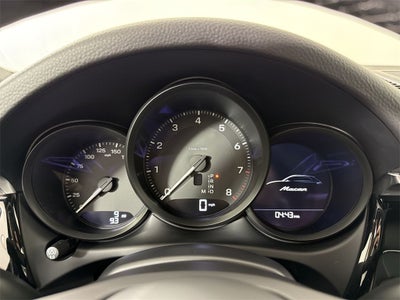 2026 Porsche Macan AWD