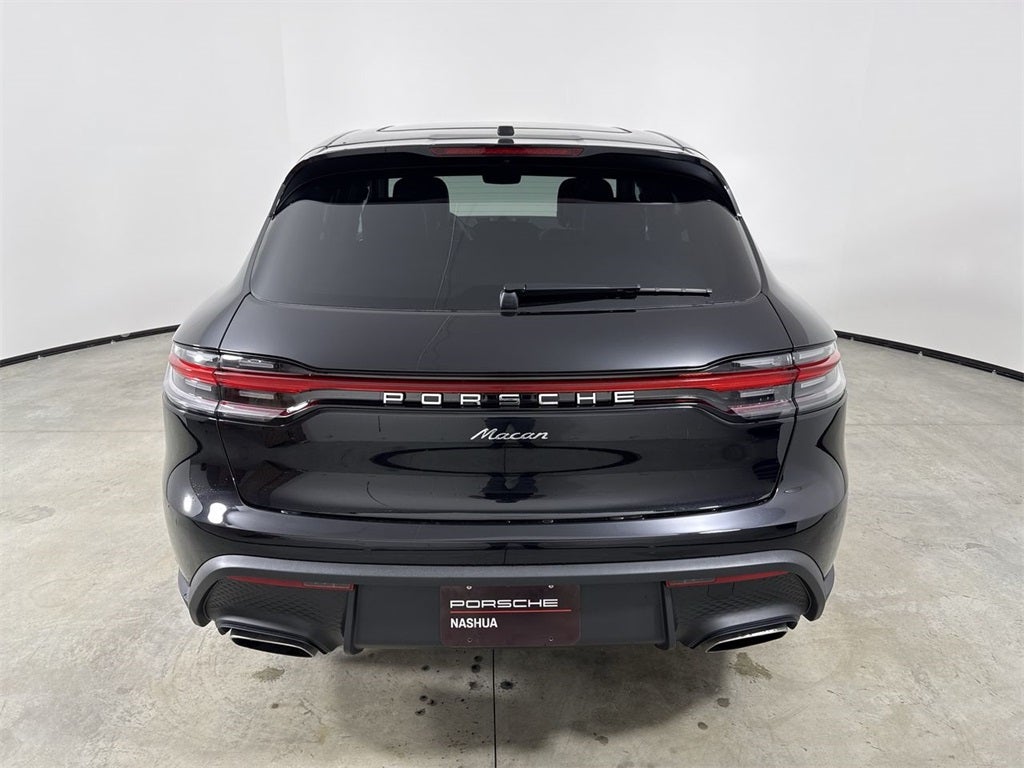 2026 Porsche Macan AWD
