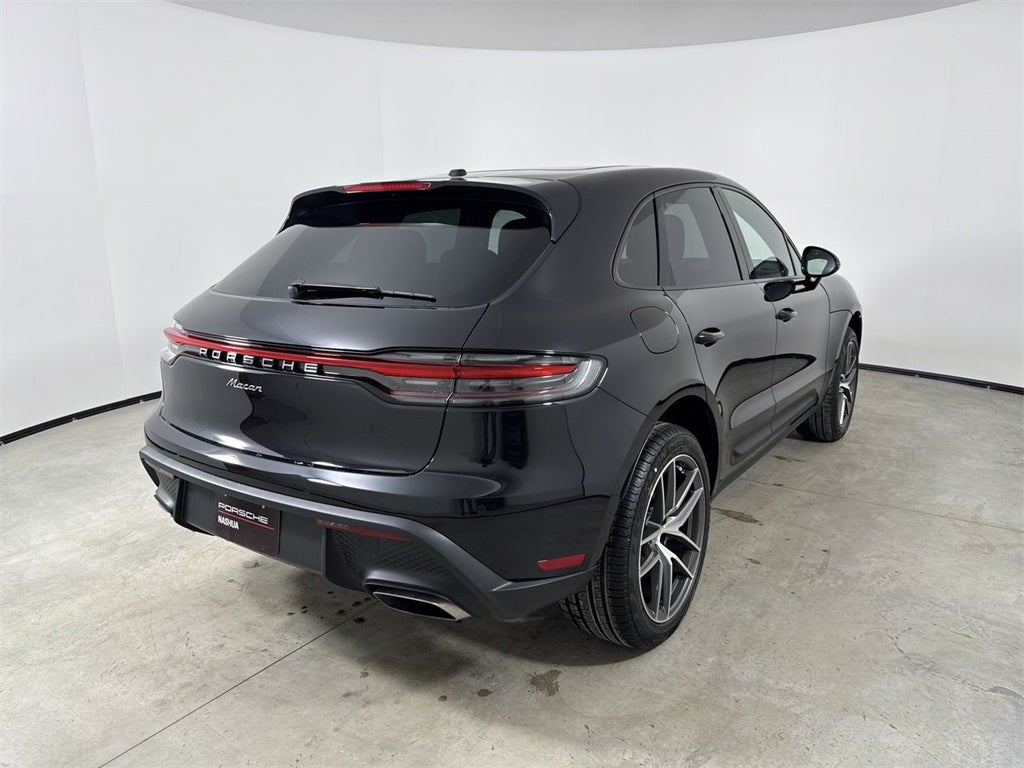 2026 Porsche Macan AWD