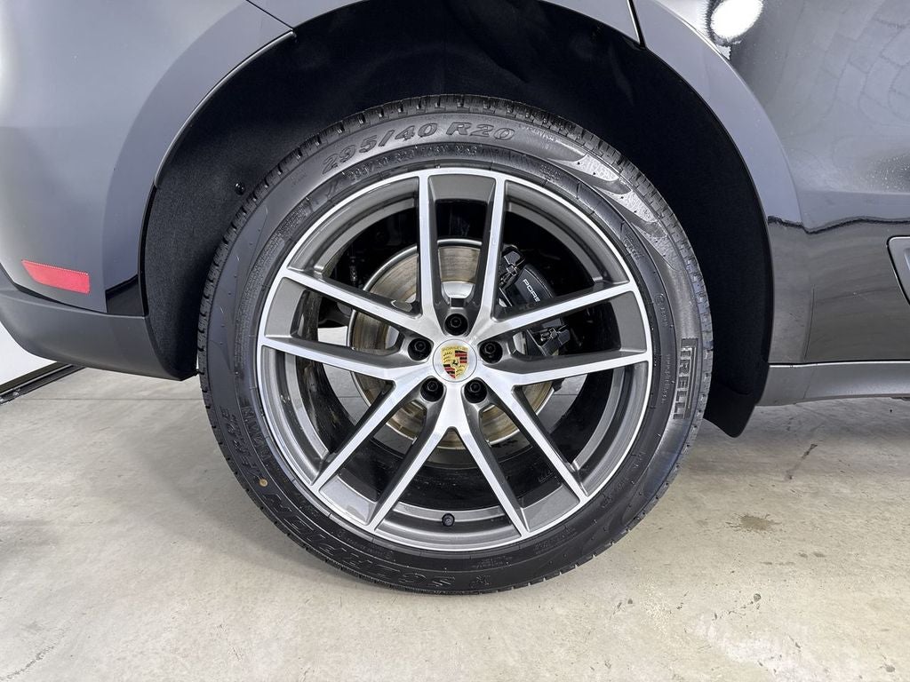 2026 Porsche Macan AWD