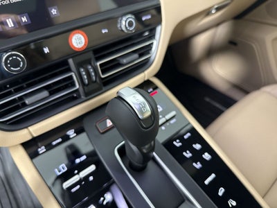 2026 Porsche Macan AWD