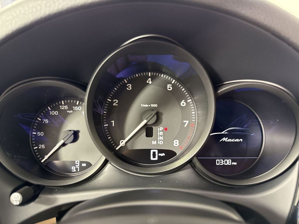 2026 Porsche Macan AWD