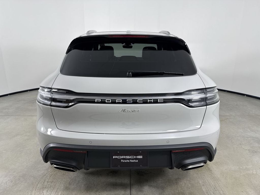 2026 Porsche Macan AWD