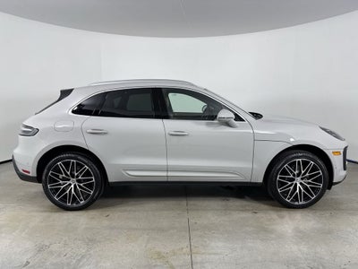 2026 Porsche Macan AWD