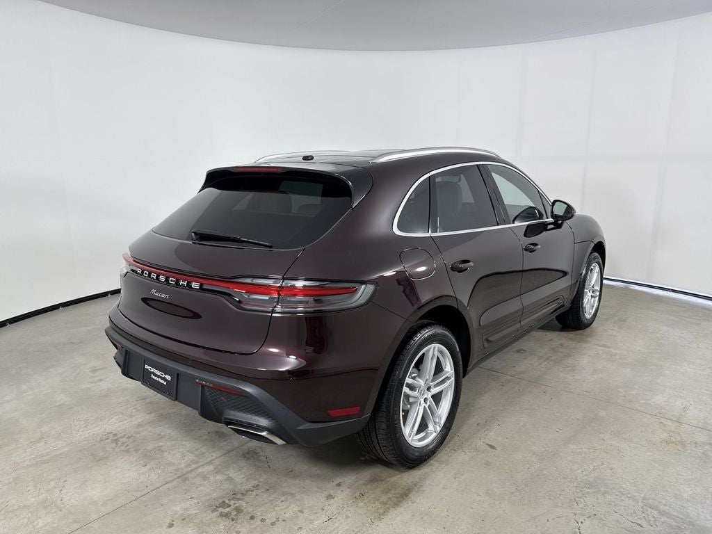 2026 Porsche Macan Macan