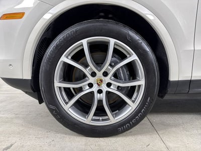 2024 Porsche Cayenne AWD