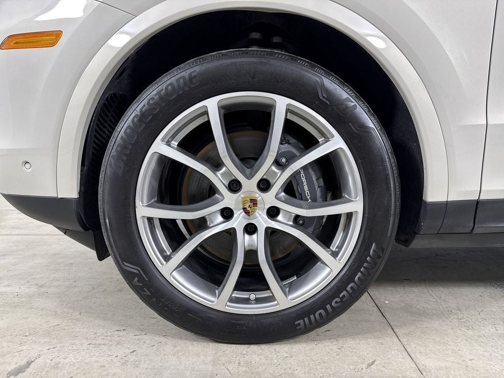 2024 Porsche Cayenne AWD