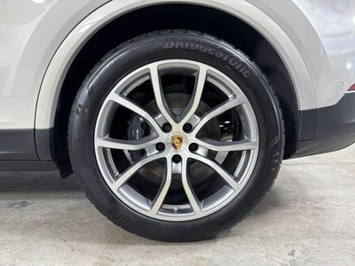 2024 Porsche Cayenne AWD