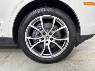 2024 Porsche Cayenne AWD