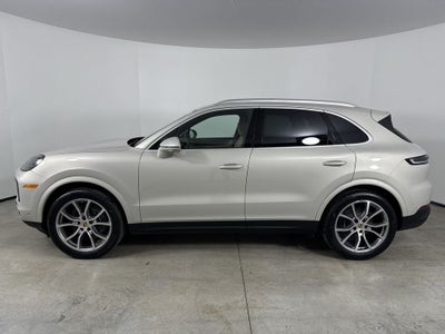 2024 Porsche Cayenne AWD