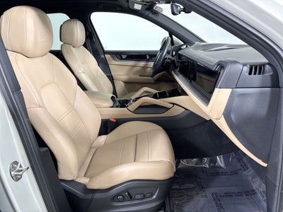 2024 Porsche Cayenne AWD
