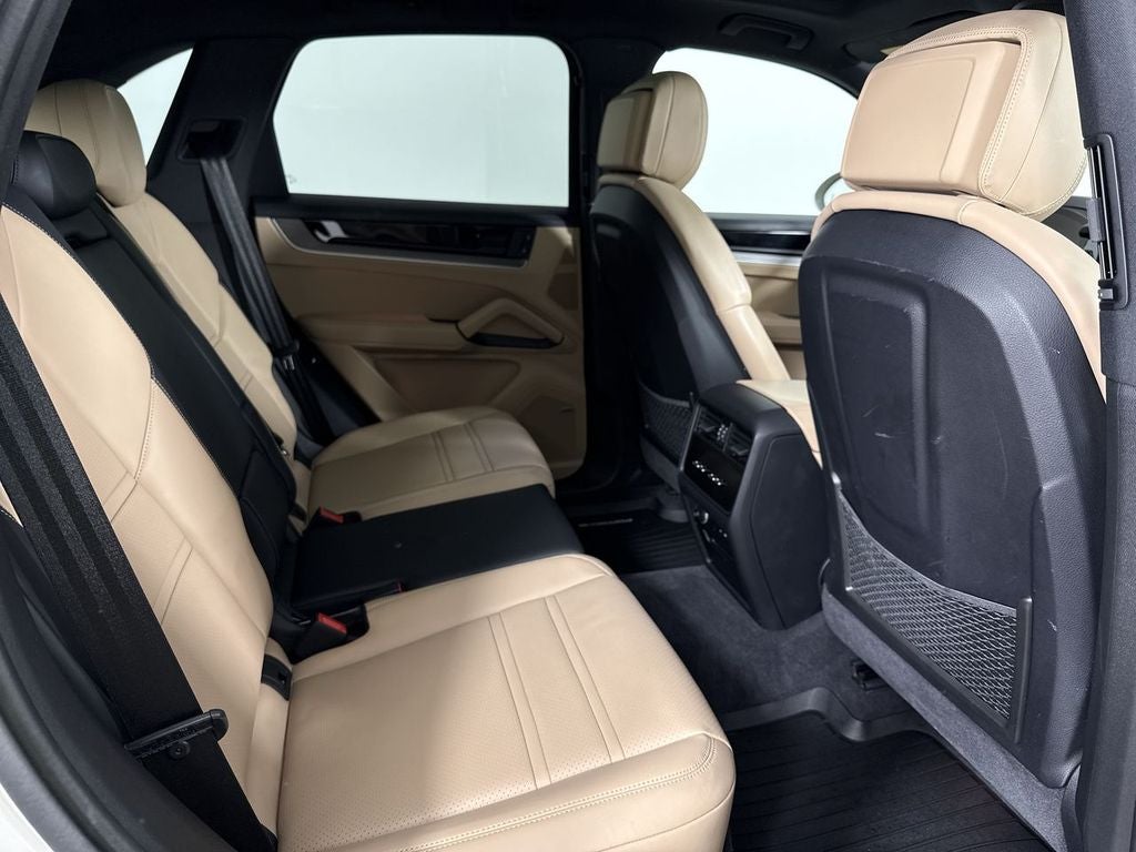 2024 Porsche Cayenne AWD