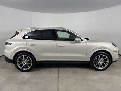 2024 Porsche Cayenne AWD