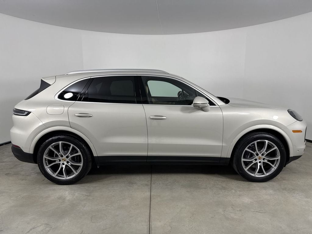2024 Porsche Cayenne AWD