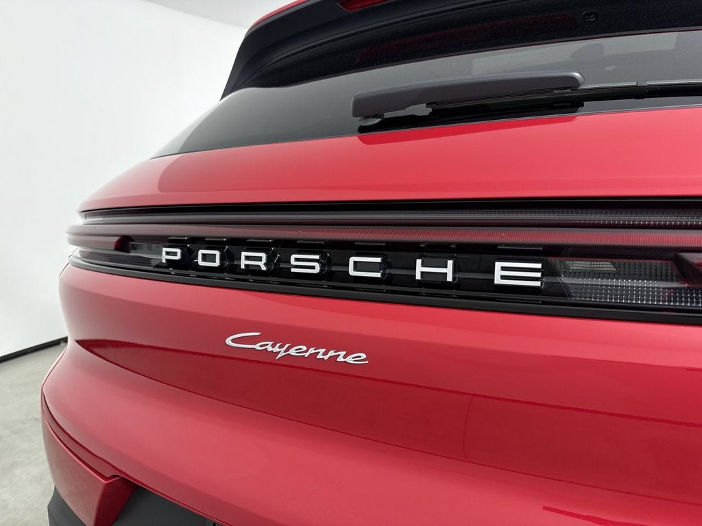 2025 Porsche Cayenne AWD