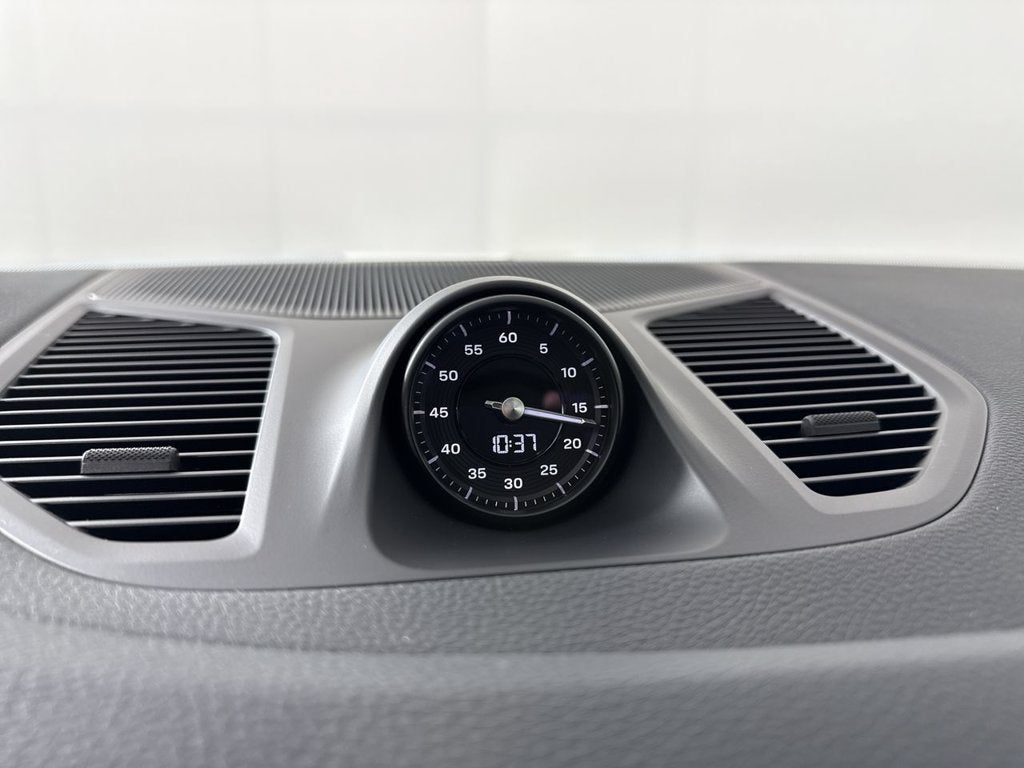 2025 Porsche Cayenne AWD