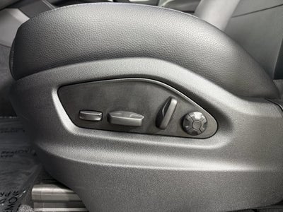 2025 Porsche Cayenne AWD