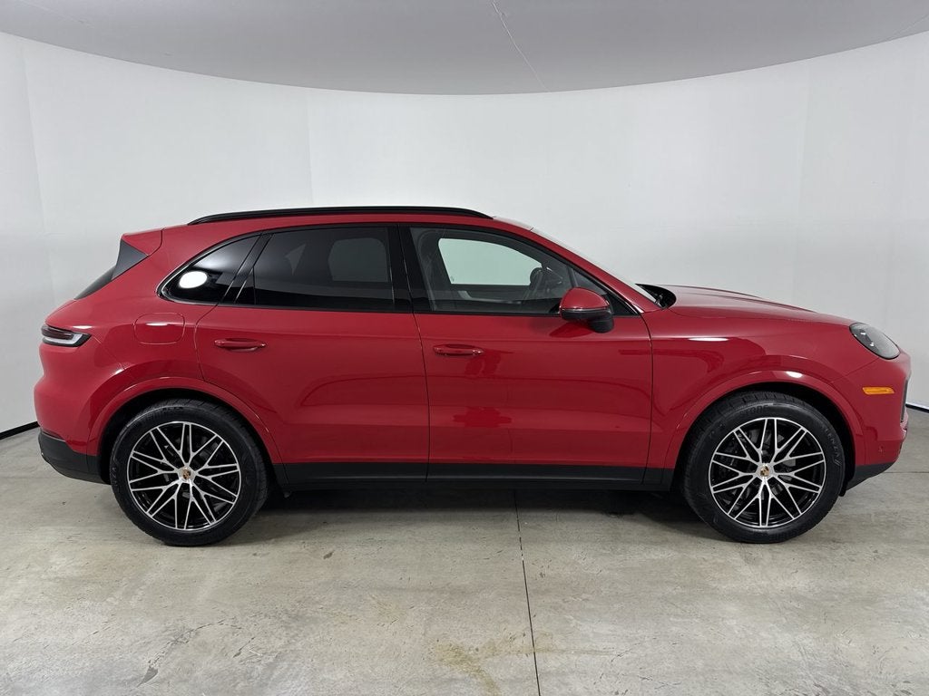 2025 Porsche Cayenne AWD