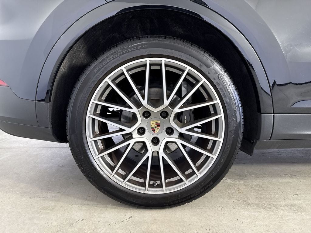 2023 Porsche Cayenne Platinum Edition