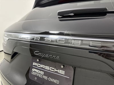 2023 Porsche Cayenne Platinum Edition