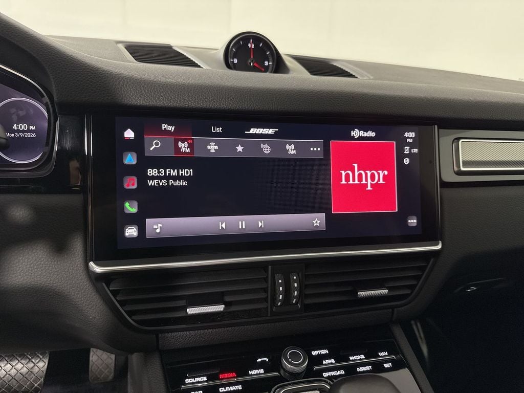 2023 Porsche Cayenne Platinum Edition