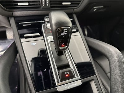 2023 Porsche Cayenne Platinum Edition
