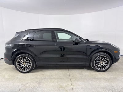 2023 Porsche Cayenne Platinum Edition