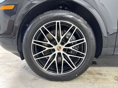 2026 Porsche Cayenne AWD