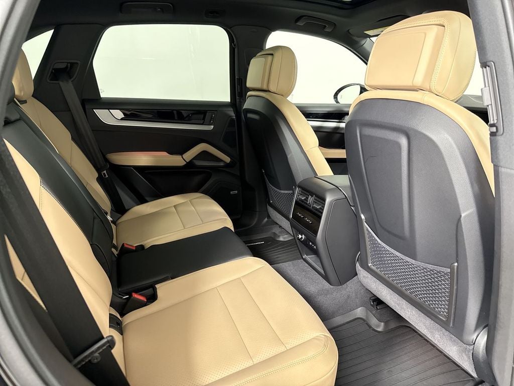 2026 Porsche Cayenne AWD