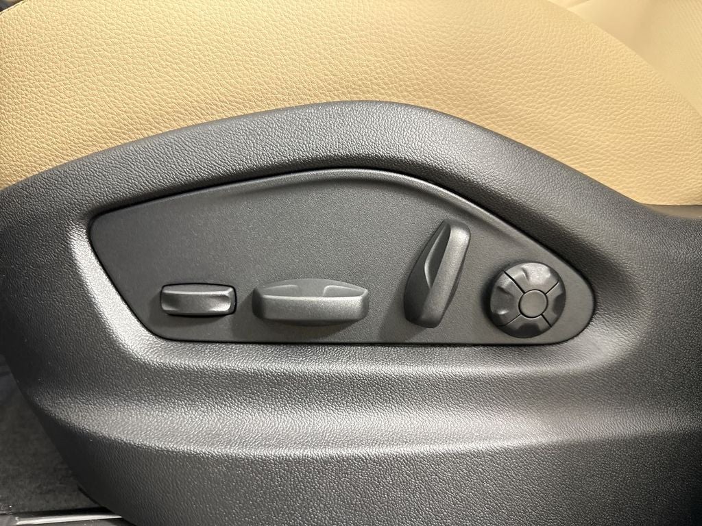 2026 Porsche Cayenne AWD