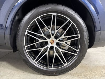 2026 Porsche Cayenne AWD