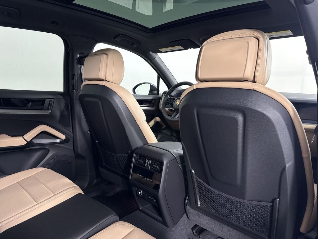 2026 Porsche Cayenne AWD