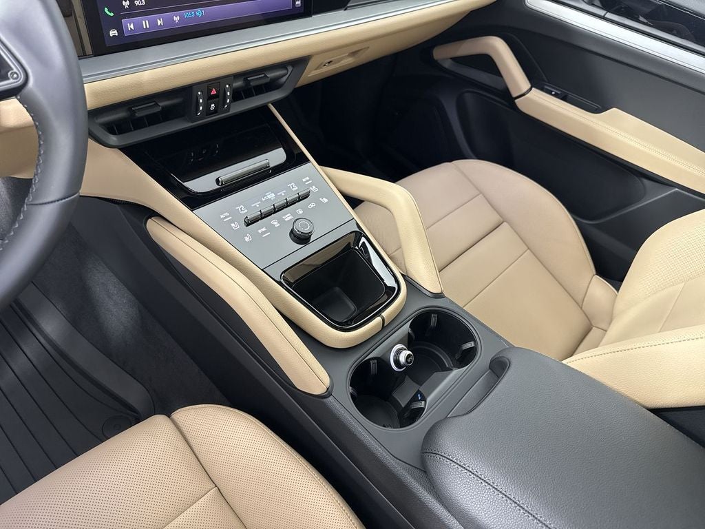 2026 Porsche Cayenne AWD
