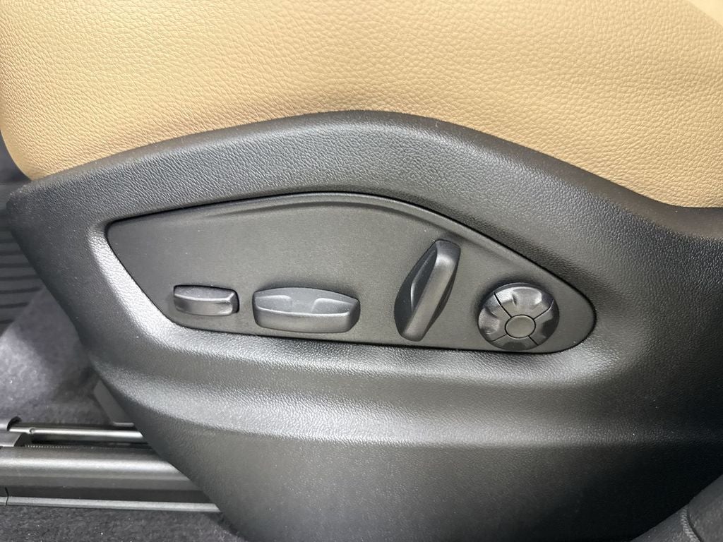 2026 Porsche Cayenne AWD