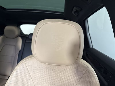 2026 Porsche Cayenne AWD