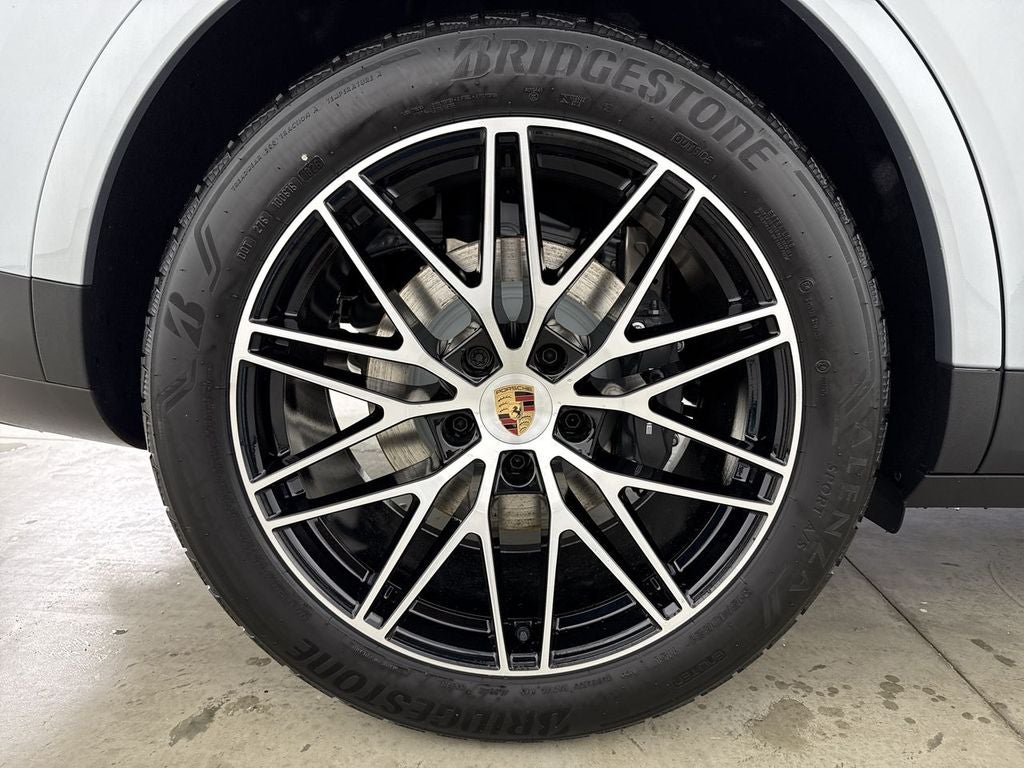 2026 Porsche Cayenne AWD