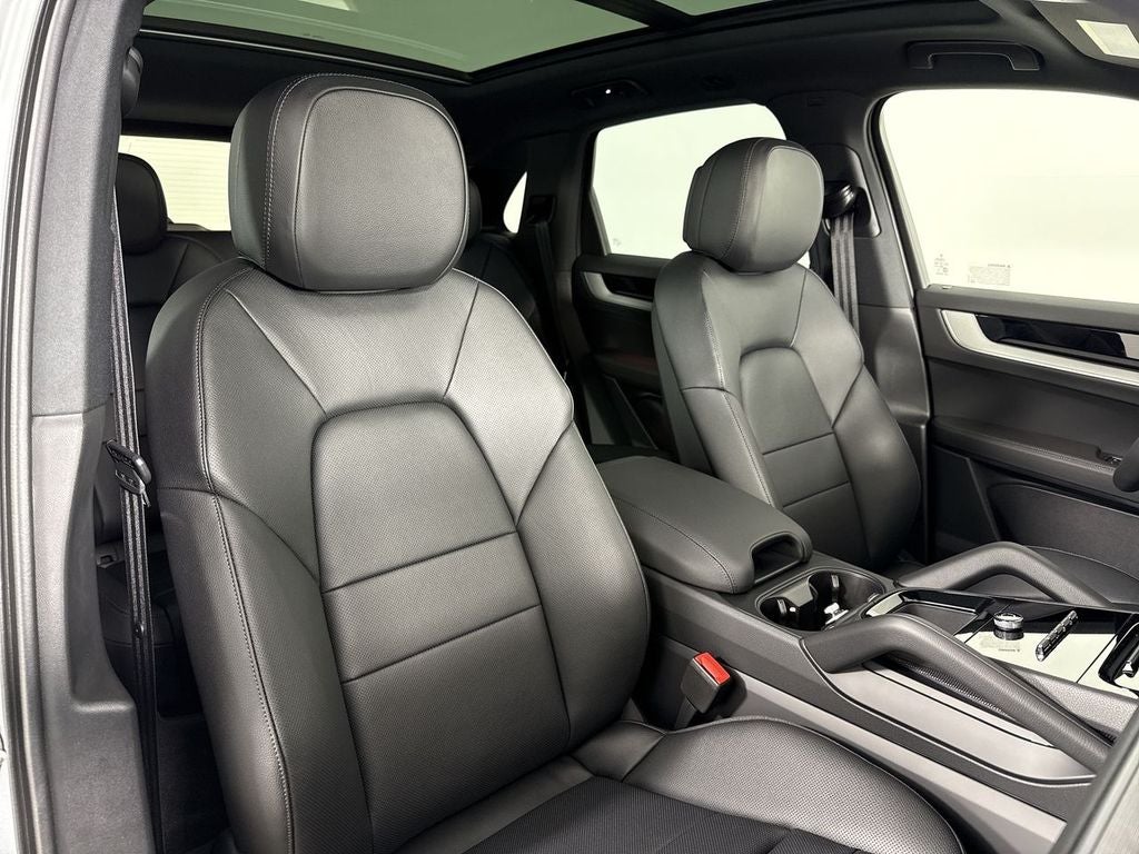 2026 Porsche Cayenne AWD