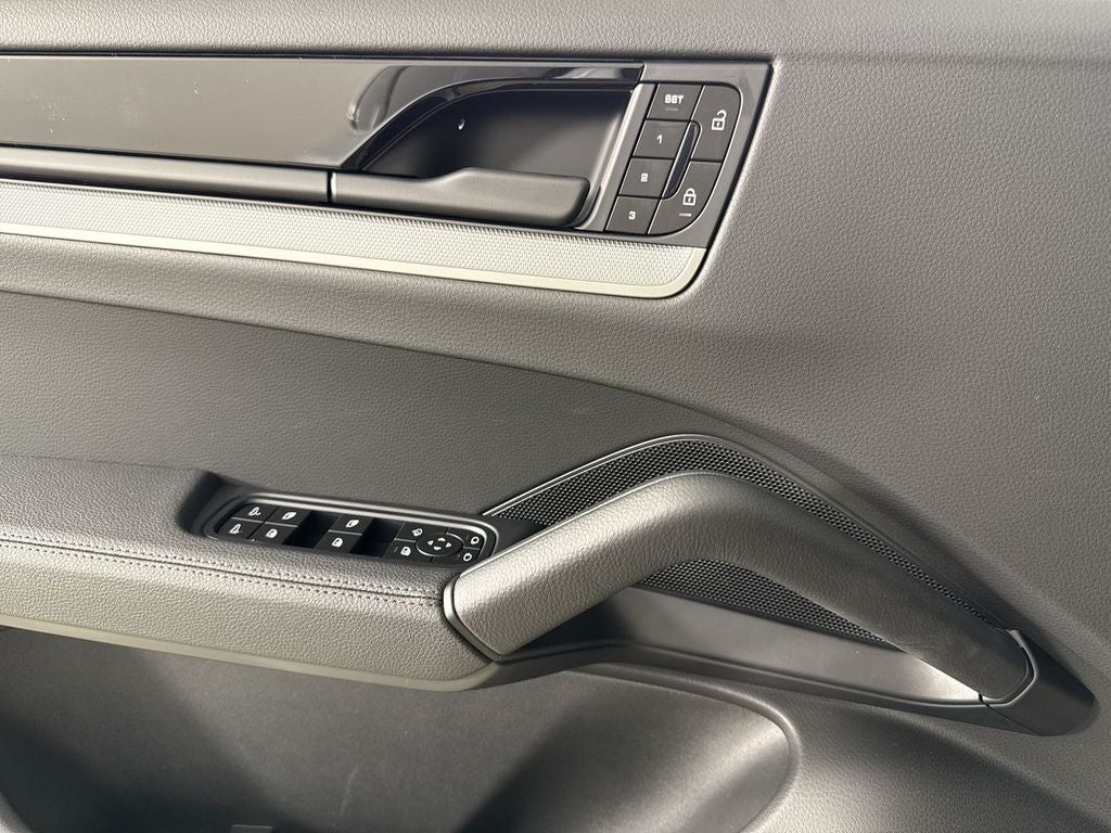 2026 Porsche Cayenne AWD