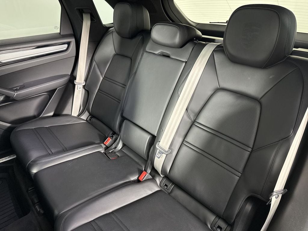 2023 Porsche Cayenne AWD