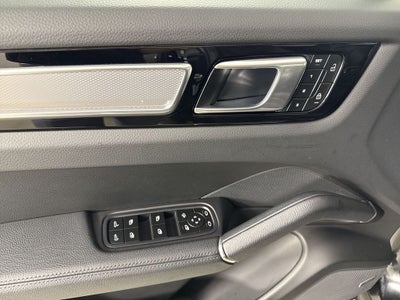 2023 Porsche Cayenne AWD