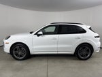 2025 Porsche Cayenne AWD
