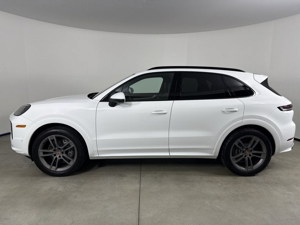 2025 Porsche Cayenne AWD