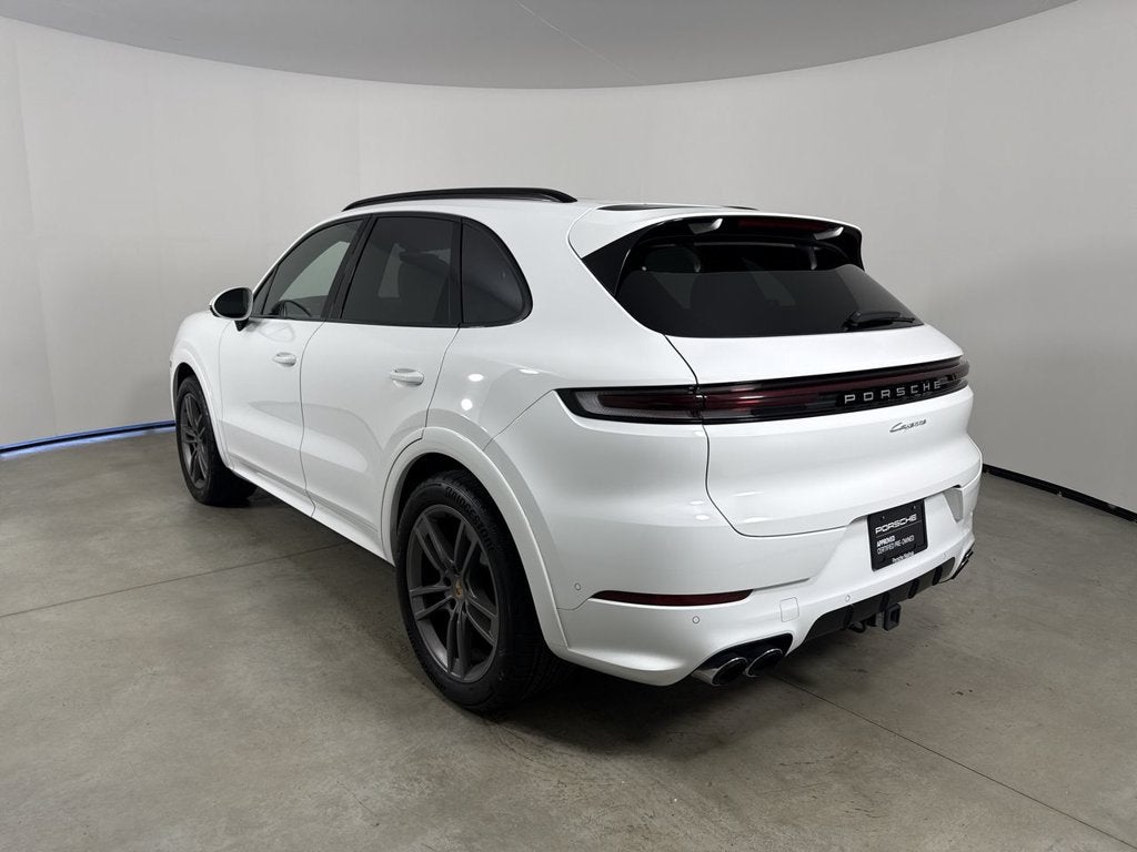 2025 Porsche Cayenne AWD