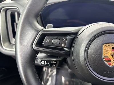 2025 Porsche Cayenne AWD